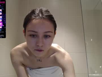 girl New Asian Webcam Girls with light_in_the_night
