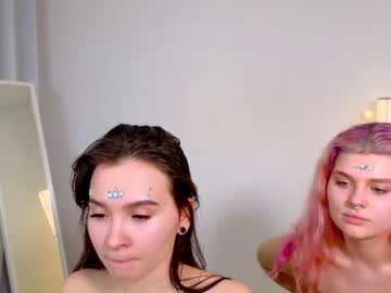 couple New Asian Webcam Girls with aurora_glamorous