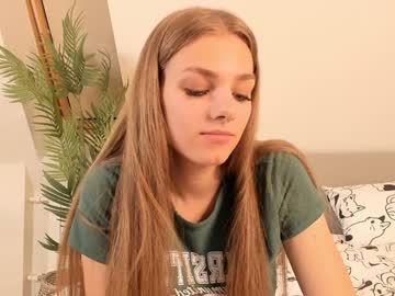 girl New Asian Webcam Girls with odelindabracher