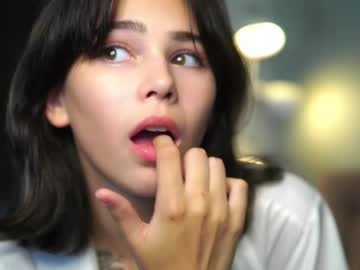 girl New Asian Webcam Girls with neroliamara