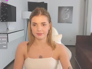 girl New Asian Webcam Girls with adrianawow1