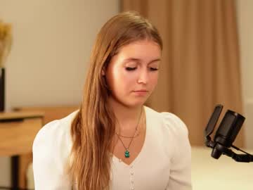 girl New Asian Webcam Girls with elvinagallamore