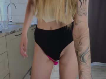 girl New Asian Webcam Girls with anitaholmes