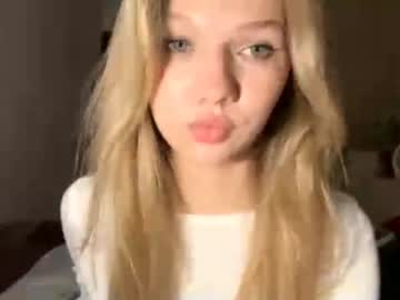 girl New Asian Webcam Girls with sultry_dreamer_4ever