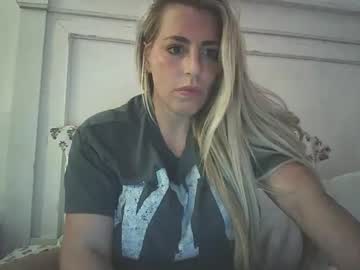 girl New Asian Webcam Girls with michellee_michaels