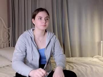 girl New Asian Webcam Girls with on_the_soft_pillow