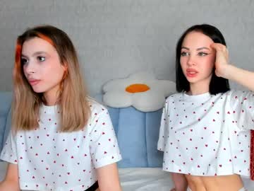 couple New Asian Webcam Girls with misseliss