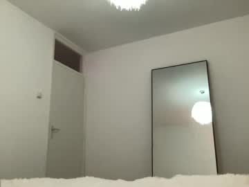 girl New Asian Webcam Girls with seraveraxo