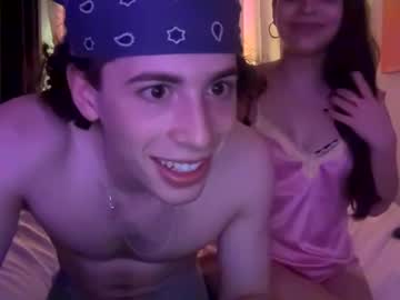 couple New Asian Webcam Girls with yaraandleo
